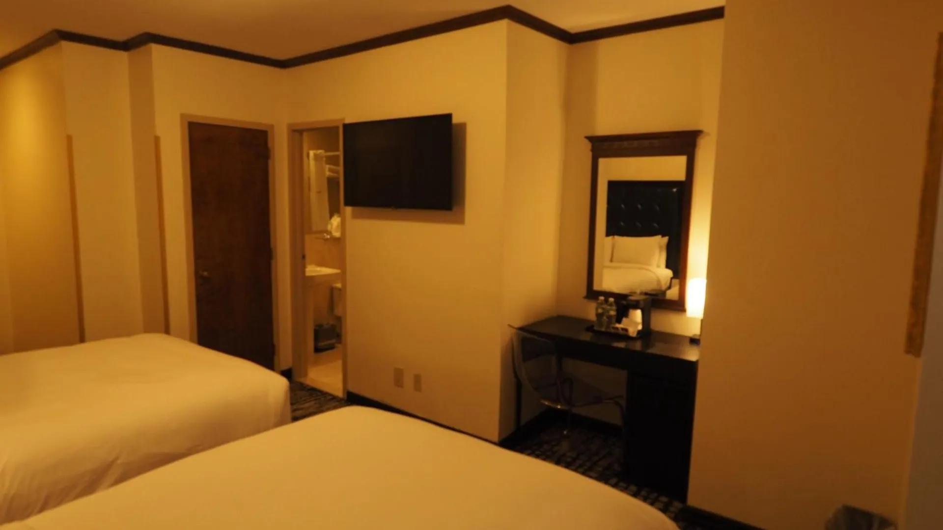 ***  Night Hotel Broadway New York United States